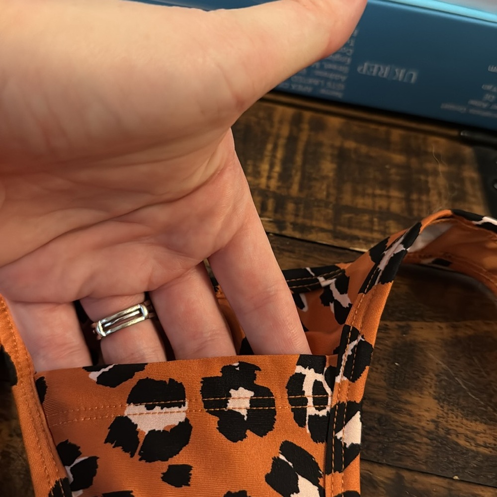 Fabletics On-The-Go Medium Impact Sports Bra View 3